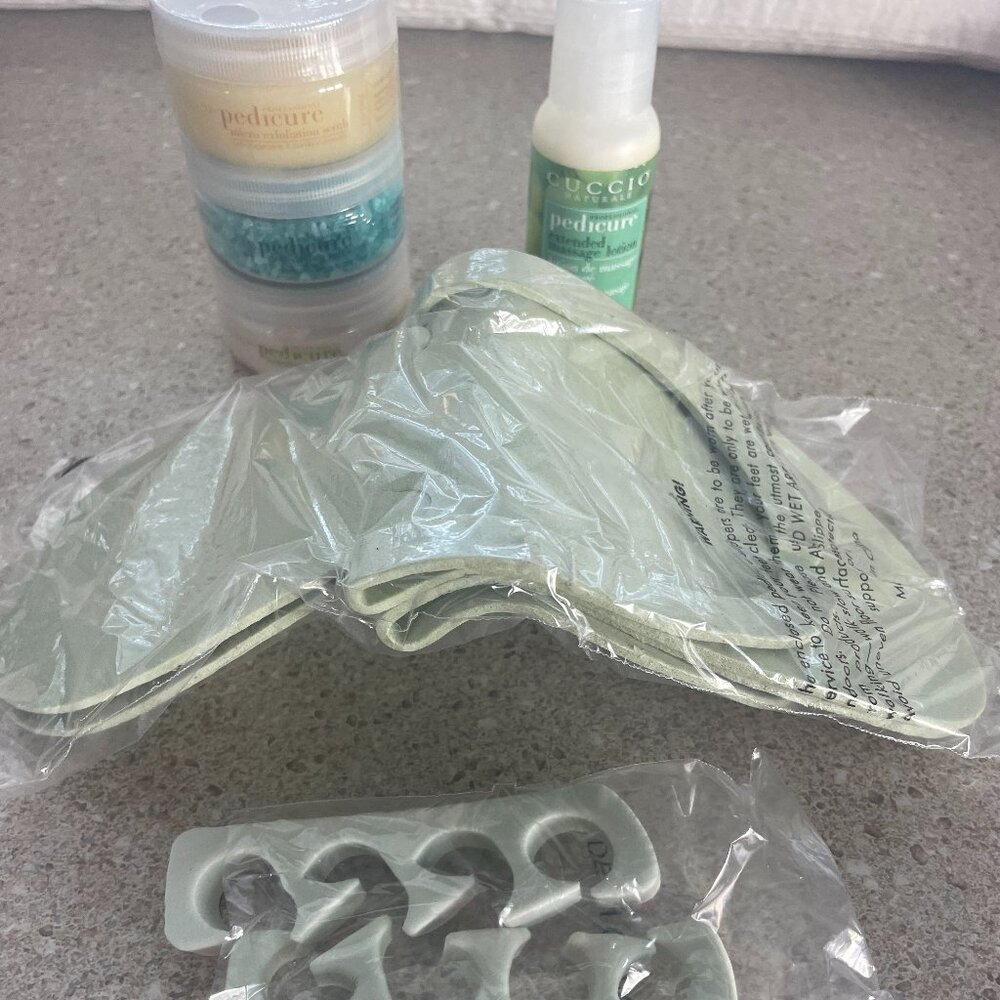 NWT Unused Pedicure Starter Kit